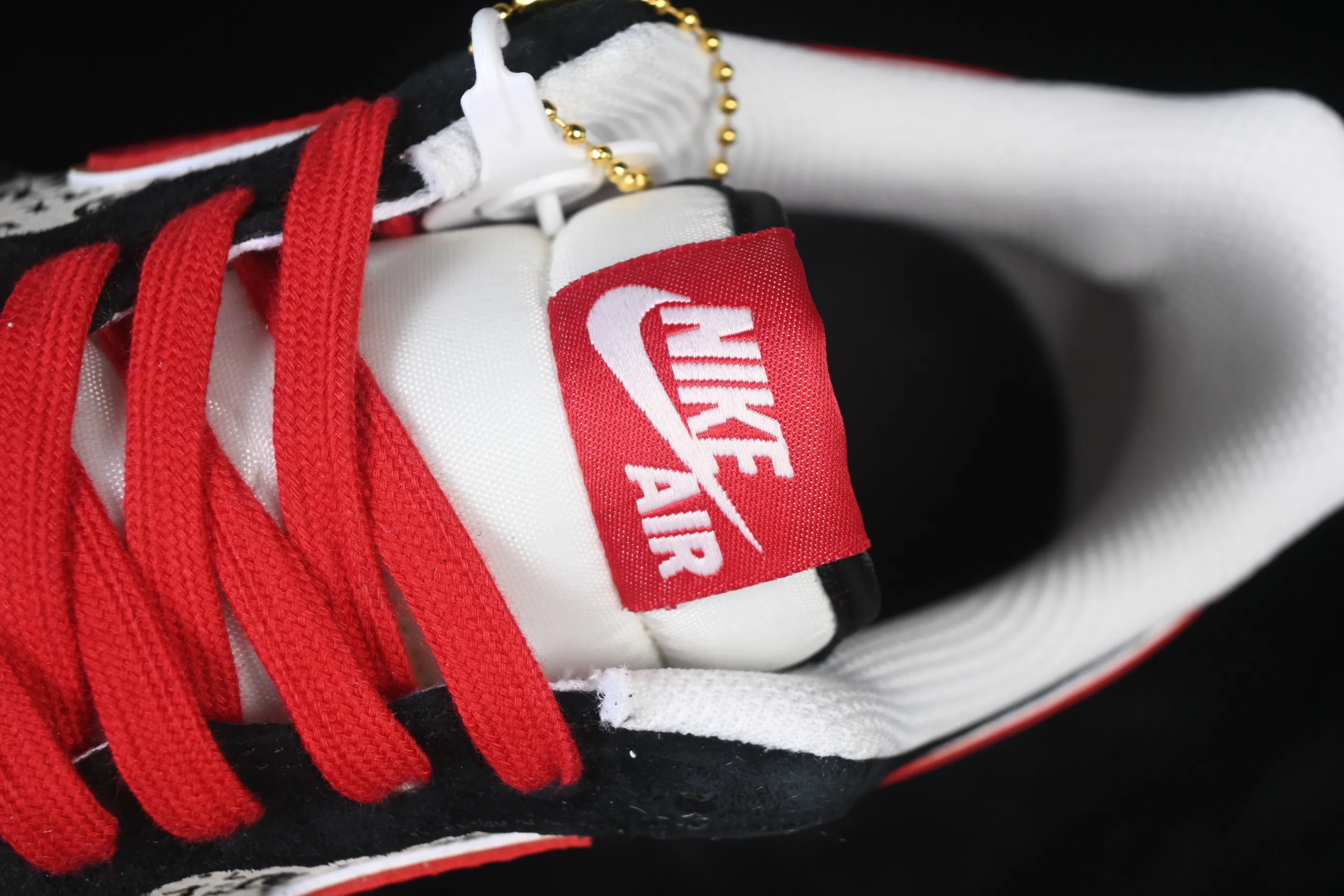 All categories Nk Air Force 1 Air Force series Nk Air Force 1 Low Air Force low-top Nike Air Force 1'07 Low Year of the Horse limited edition Air Force 1 low-top casual sneakers QW5288-132